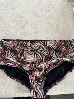 Lands' End Tropical Leaf Print Bikini Bottoms in Black, Pink, Brown Size-18